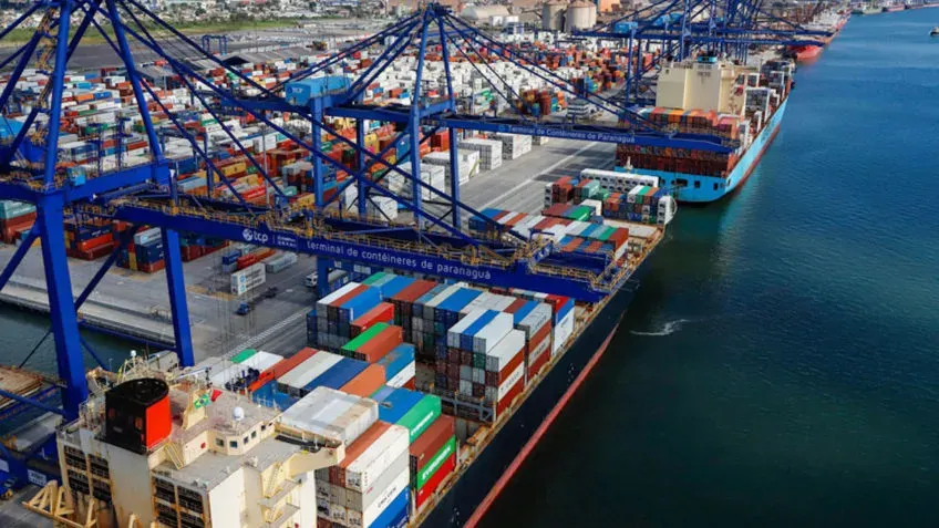 Armazenagem alfandegada no Porto de Santos